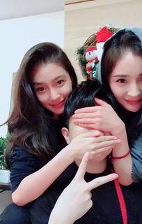 闺蜜在娱乐圈工作吃瓜